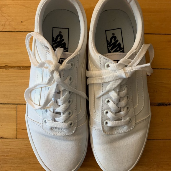 VANS “Ward” NWT White/White Sneakers - Women’s 7.5 - Picture 3 of 9